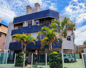 Canasvieiras Apto 150m da praia churrasqueira e garagem